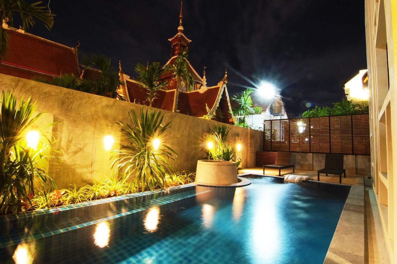 Tapae Gate Villa Chiang Mai Exterior photo